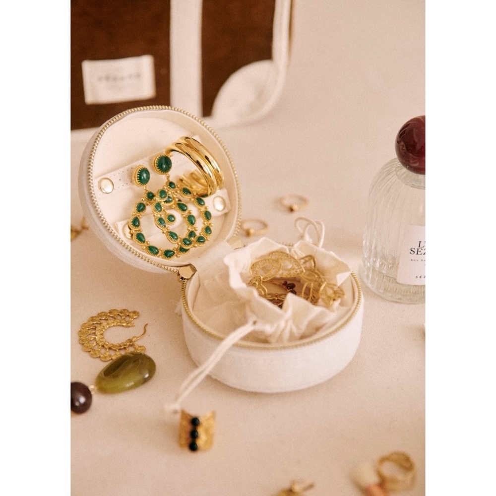 Brand New Sezane Jewelry Case in White Velvet Ecru